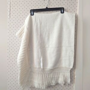 Vintage White Asymmetrical Lace Blanket Baby 1960's